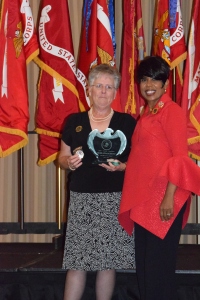 2016 National Service Award Winner Rhonda Amtower